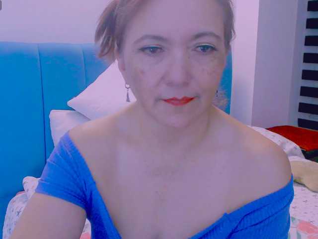 Kendraline, en directo ahora en BongaCams