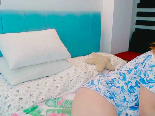 Kendraline live cam on BongaCams