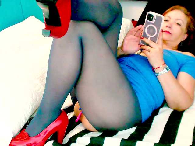 Kendraline live cam on BongaCams