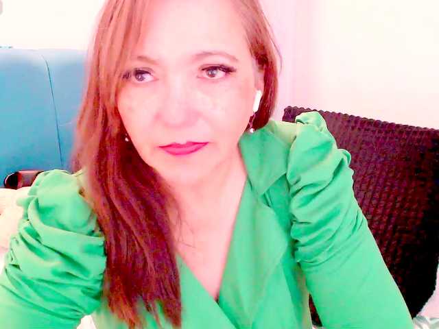 Kendraline live cam on BongaCams
