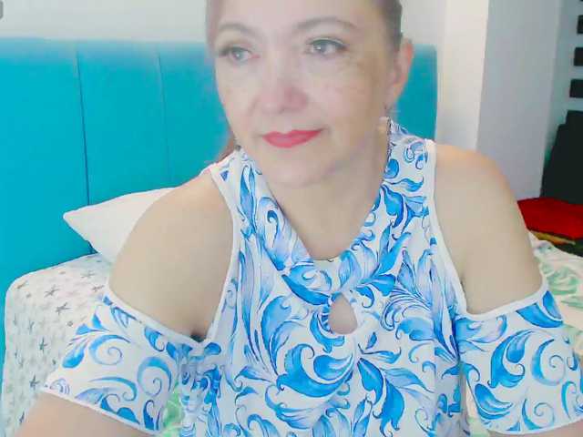 Kendraline live cam on BongaCams