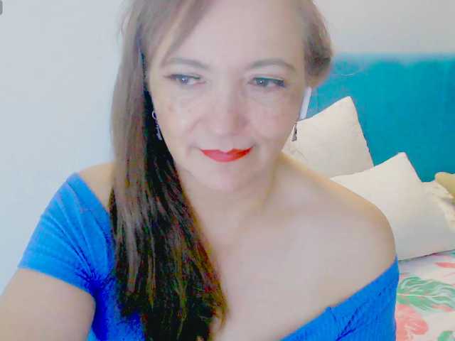 Kendraline, en directo ahora en BongaCams