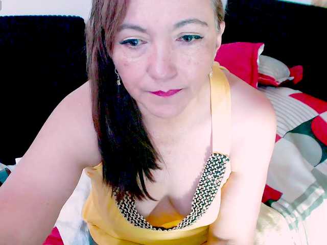 Kendraline's BongaCams show and profile