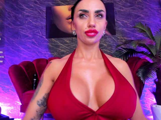 izabelatessa live cam on BongaCams