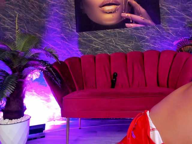 izabelatessa live cam on BongaCams