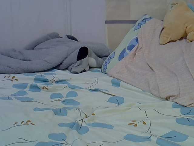 Juicyass-02 live cam on BongaCams