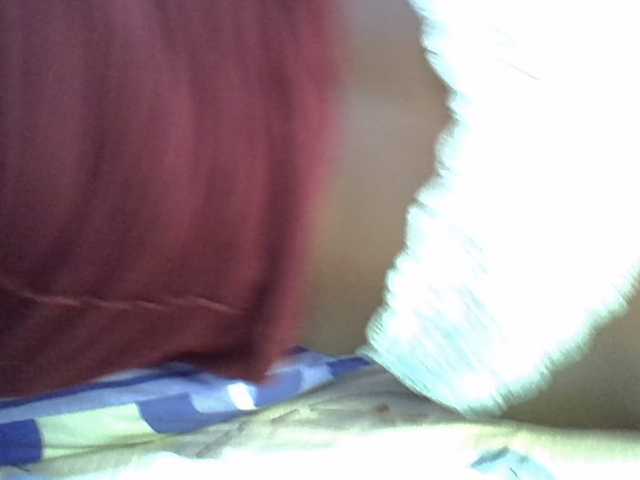Juicyass-02 live cam on BongaCams