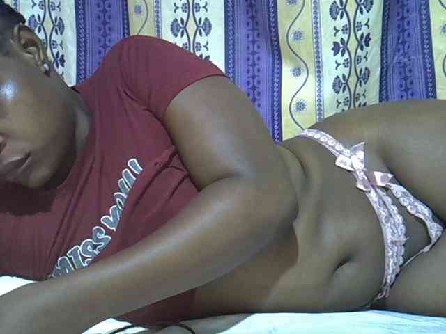Juicyass-02 webcam