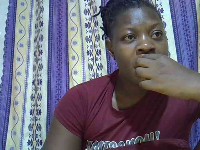 Juicyass-02 webcam