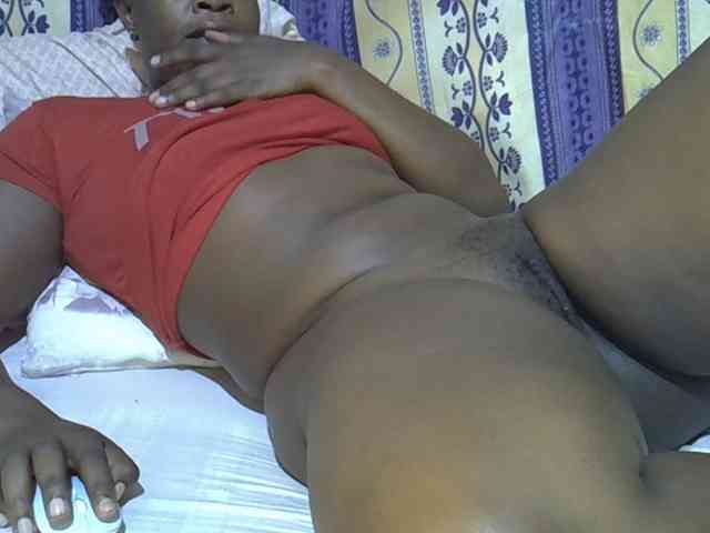 Juicyass-02 webcam