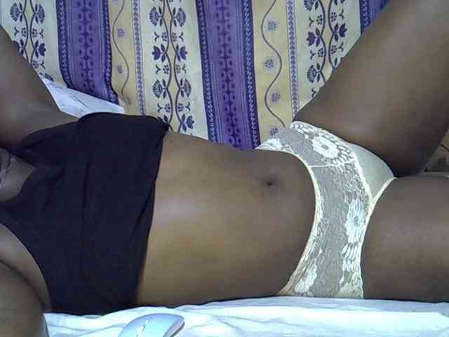 Juicyass-02 webcam