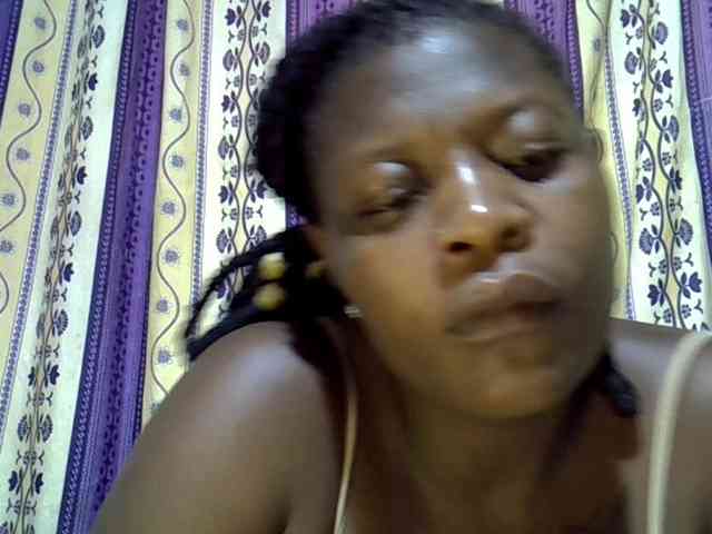 Juicyass-02 webcam
