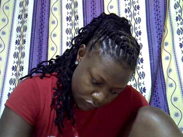 Juicyass-02 webcam