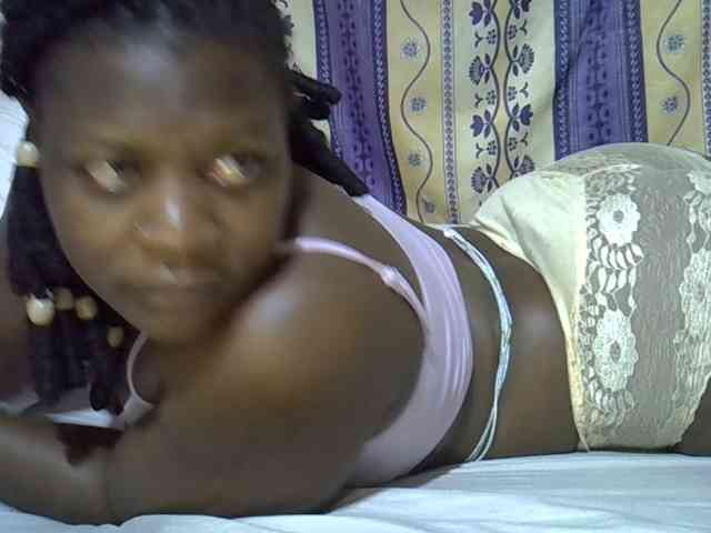 Juicyass-02 webcam