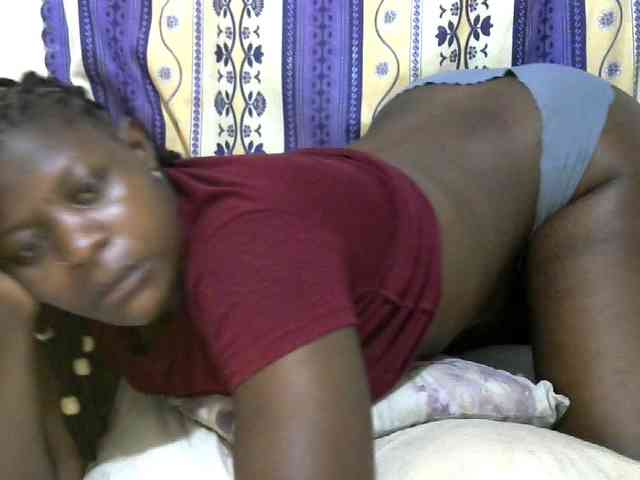 Juicyass-02 webcam