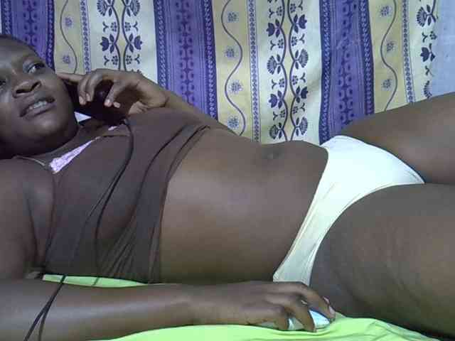 Juicyass-02 webcam