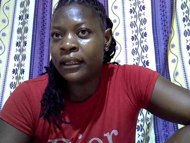 Juicyass-02 webcam