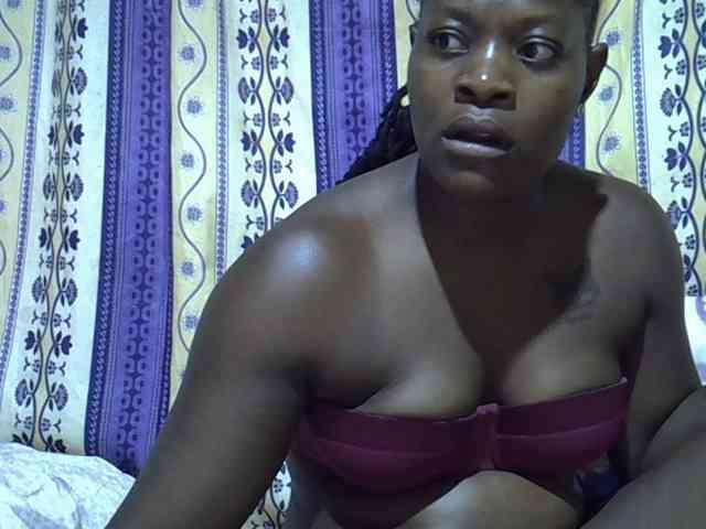 Juicyass-02 webcam