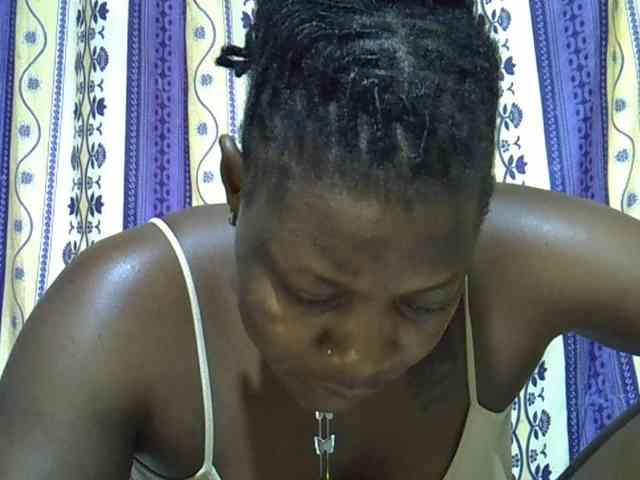Juicyass-02 webcam