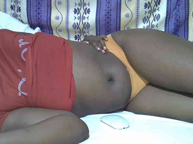 Juicyass-02 webcam