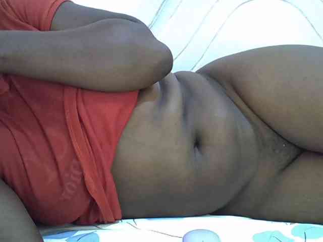 Juicyass-02 webcam