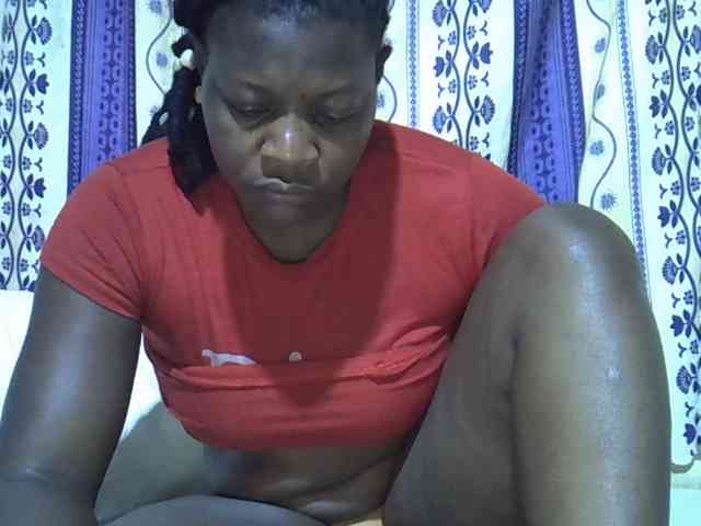 Juicyass-02 webcam