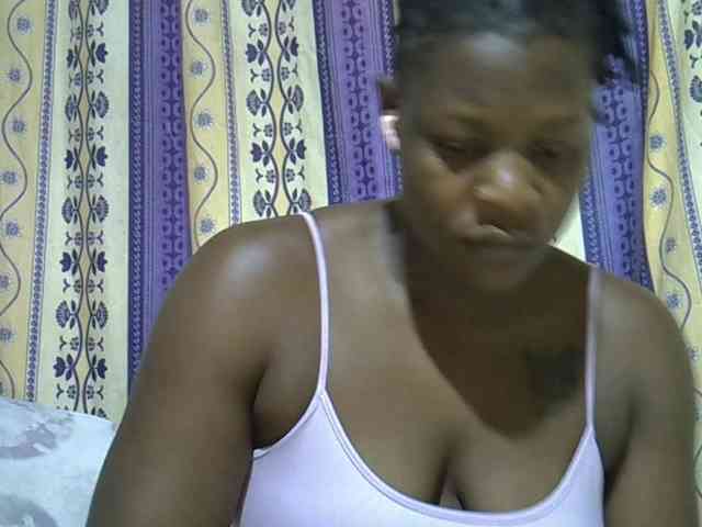 Juicyass-02 webcam