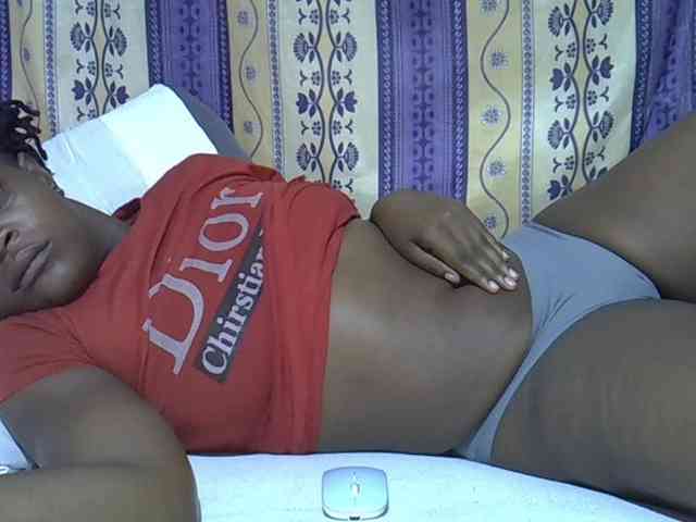 Juicyass-02 webcam