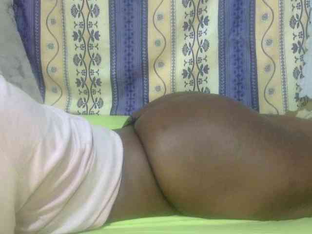 Juicyass-02