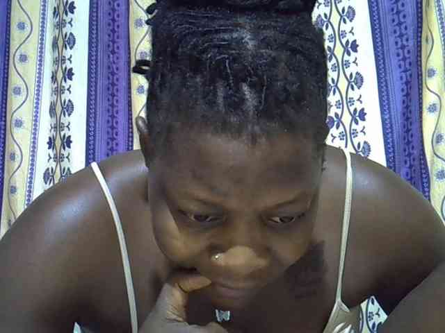 Juicyass-02 webcam