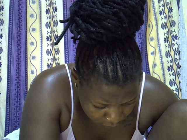 Juicyass-02 webcam