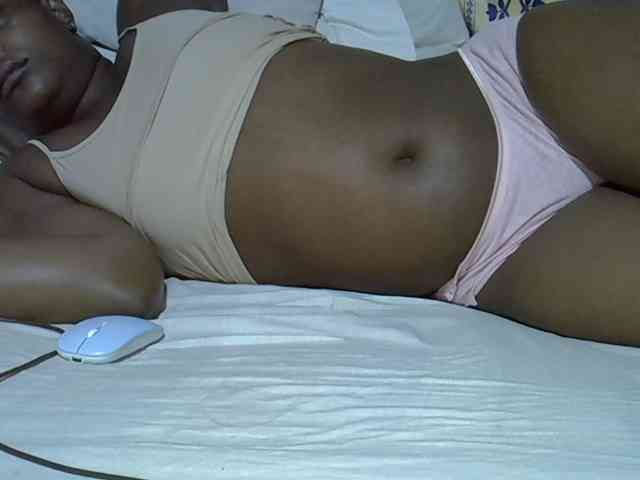 Juicyass-02 webcam