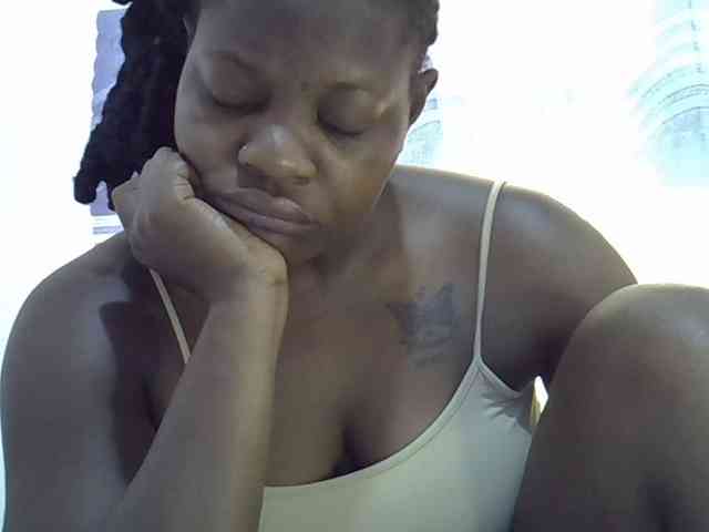 Juicyass-02 webcam