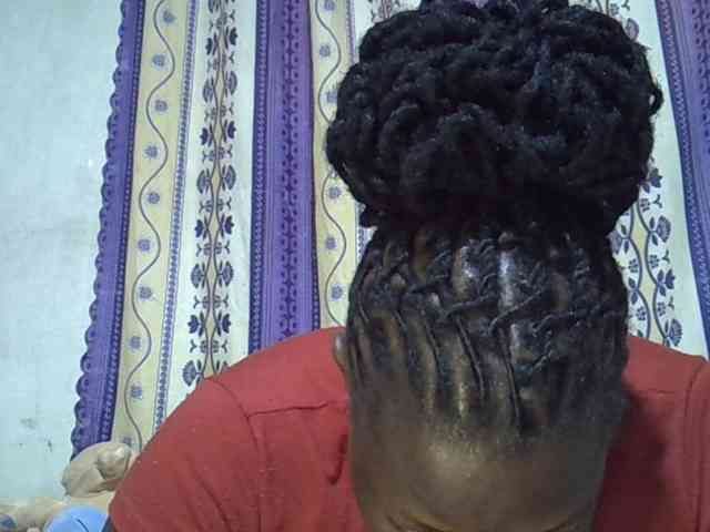 Juicyass-02 webcam