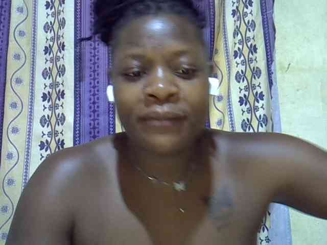 Juicyass-02 webcam