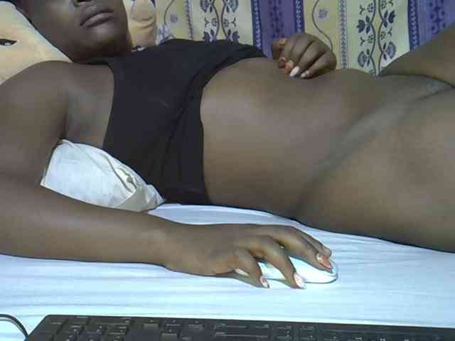 Juicyass-02 webcam
