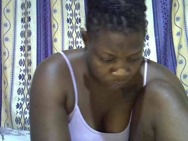 Juicyass-02 webcam