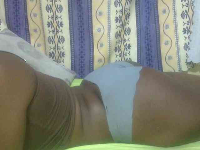 Juicyass-02 webcam