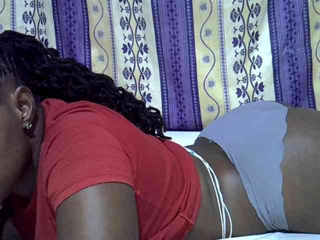 Juicyass-02 webcam