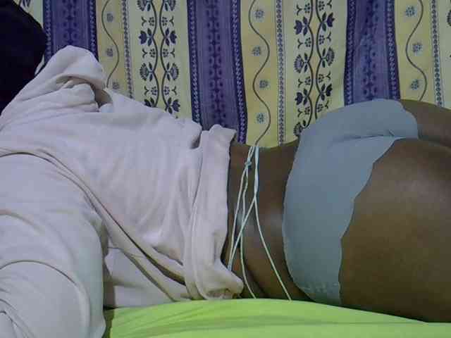 Juicyass-02 webcam