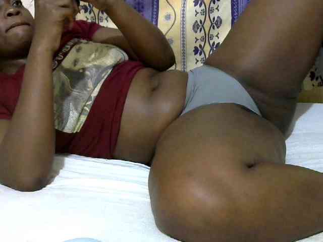 Juicyass-02 webcam