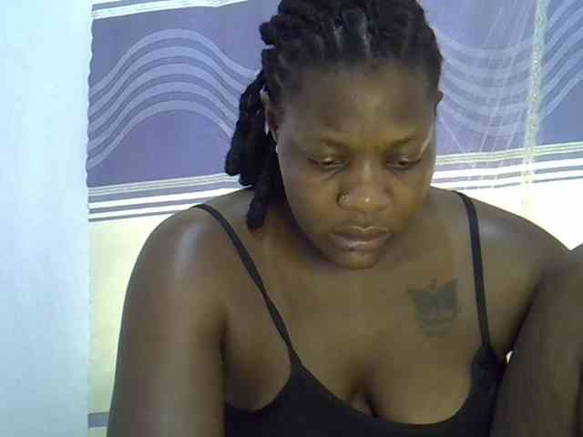 Juicyass-02 webcam