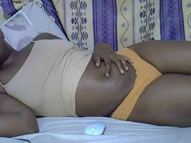 Juicyass-02 webcam