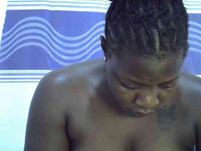 Juicyass-02 webcam