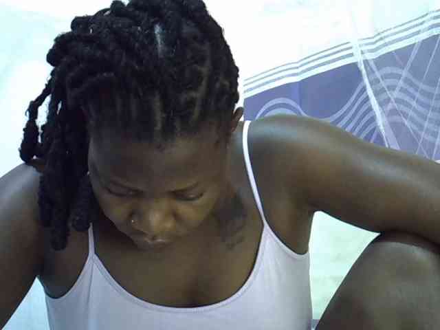 Juicyass-02 webcam