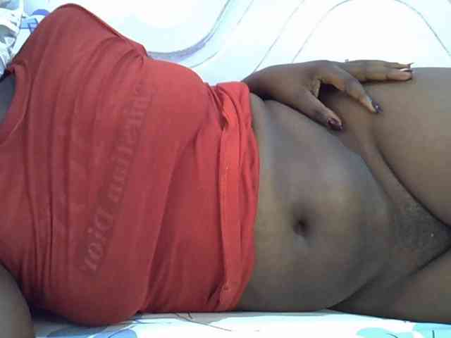 Juicyass-02 webcam