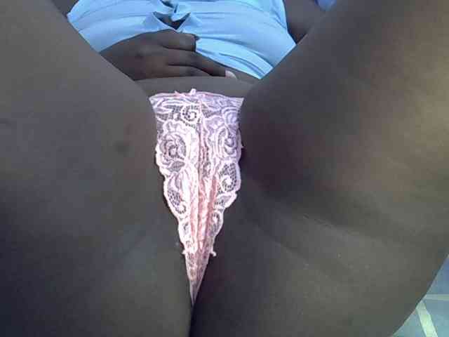 Juicyass-02 webcam