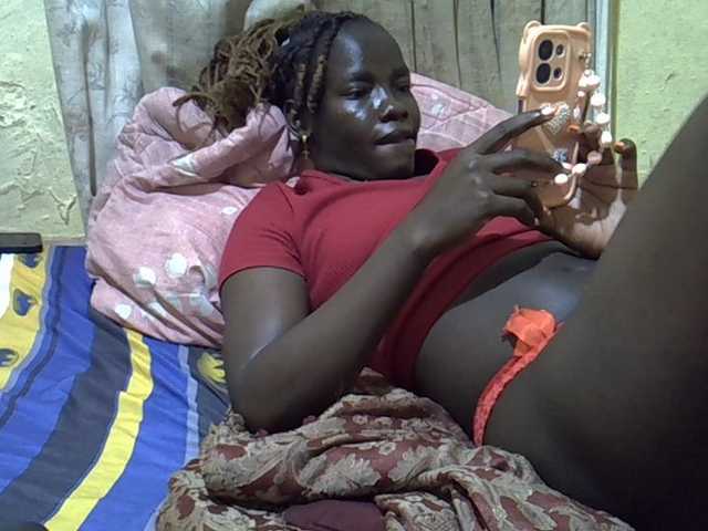 black-beauty live cam on BongaCams