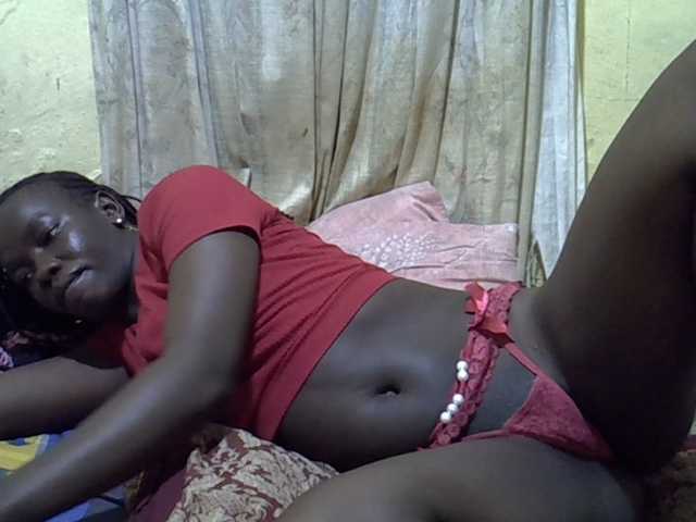 black-beauty live cam on BongaCams