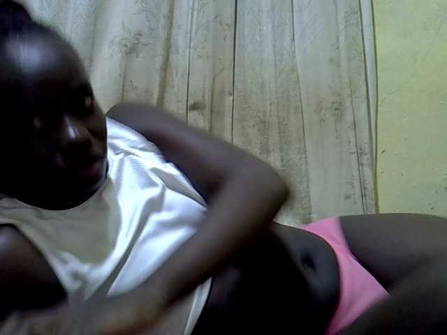 Black-beauty webcam
